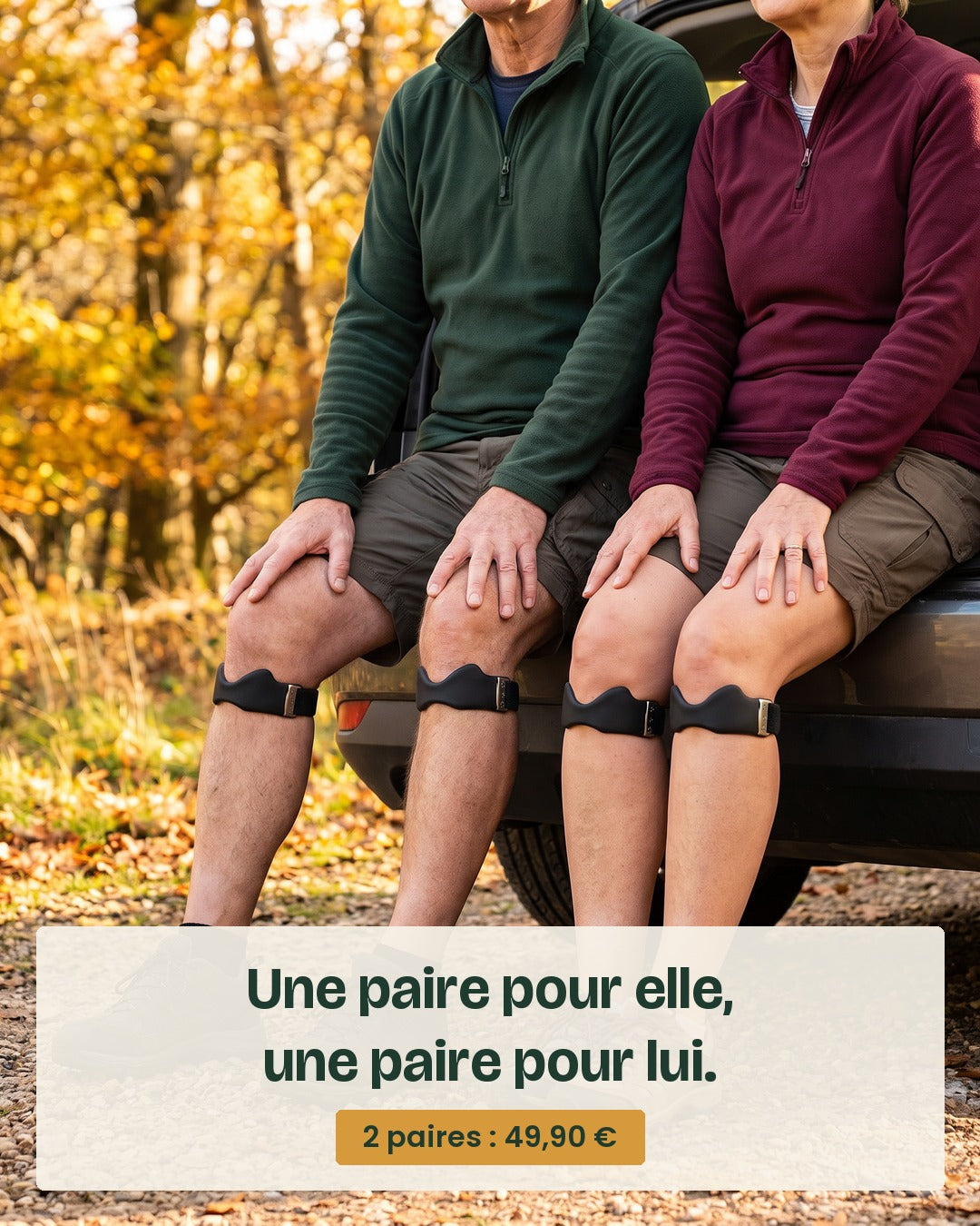 Un couple au départ d’une balade, chacun avec la sangle de genou